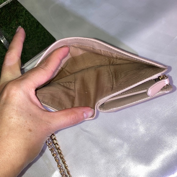 ❤️ Prada Saffiano Leather Wallet On Chain
